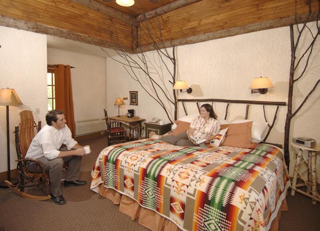 Finger Lakes Lodging Сканителс Номер фото