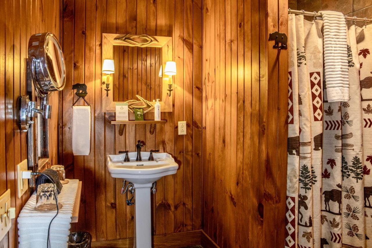 Finger Lakes Lodging Сканителс Экстерьер фото