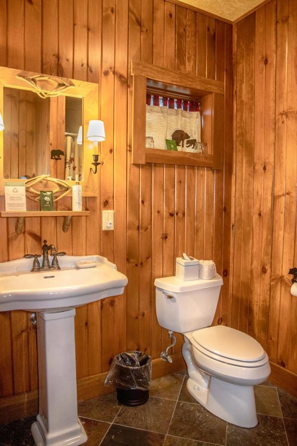 Finger Lakes Lodging Сканителс Экстерьер фото