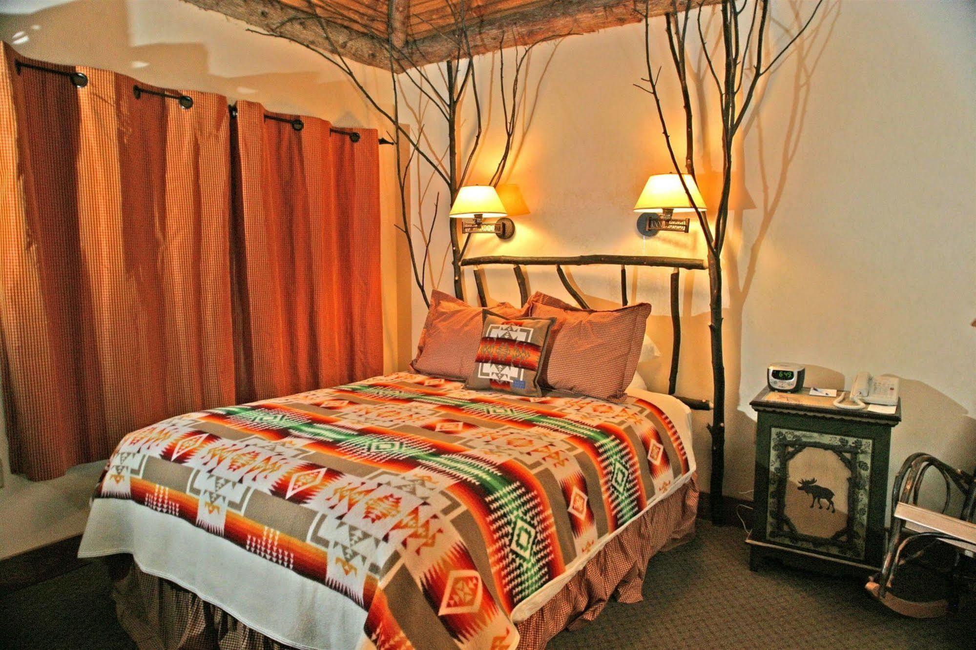 Finger Lakes Lodging Сканителс Экстерьер фото